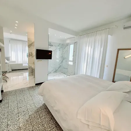 Eveline Portosole Hotel Sanremo Exterior photo
