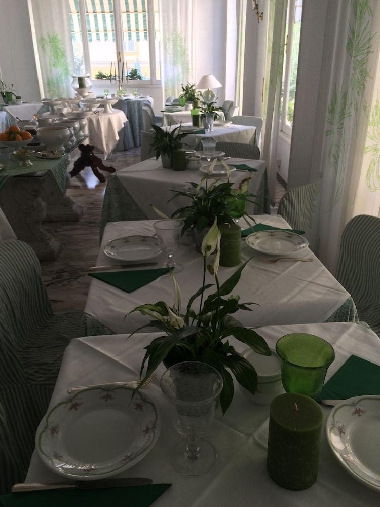 Eveline Portosole Hotel 4*