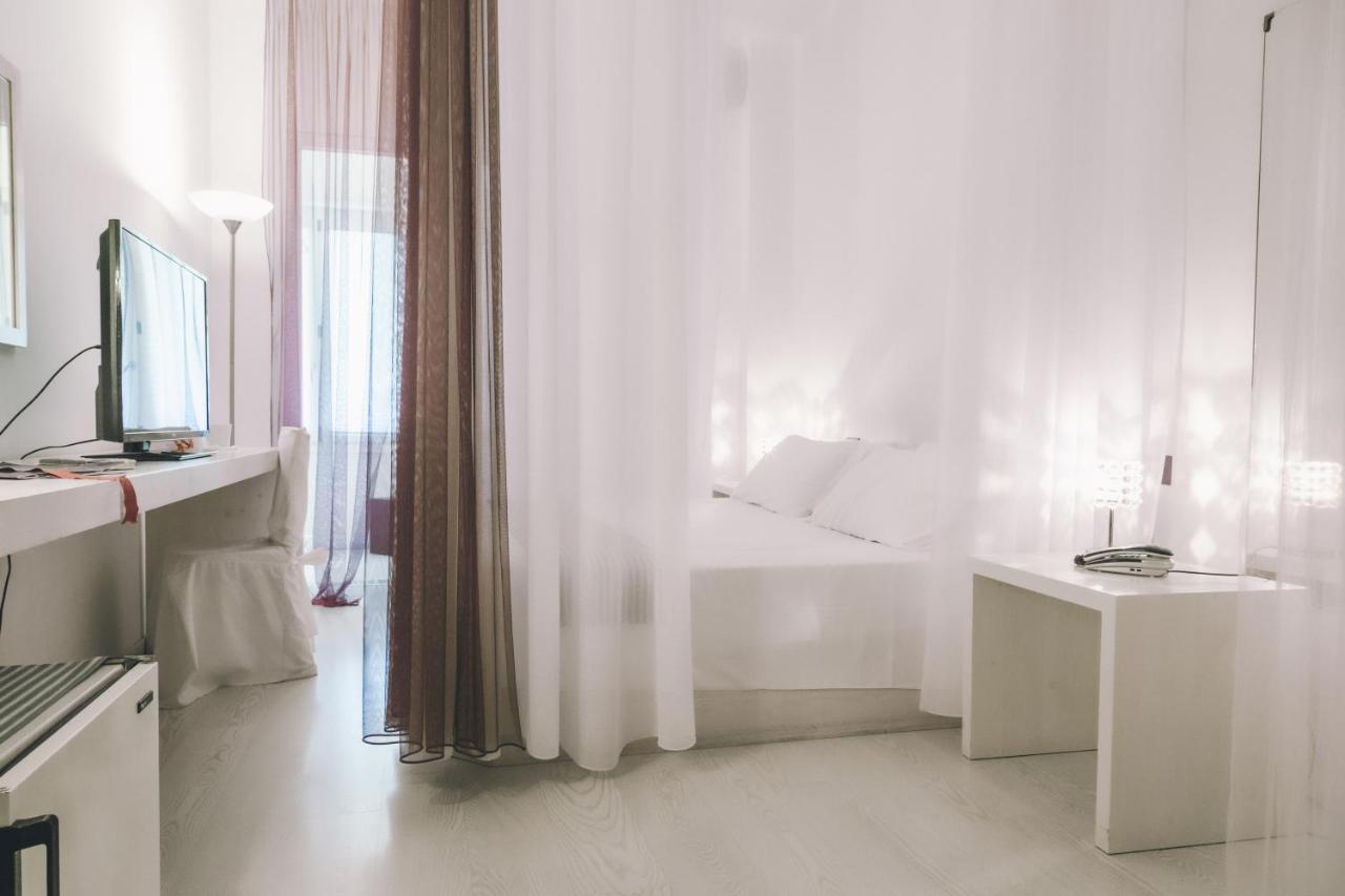 Hotel Eveline Portosole
